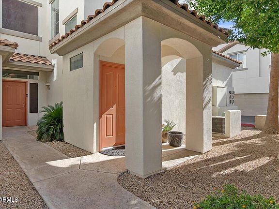 3rd image of 2992 N MILLER Road #109