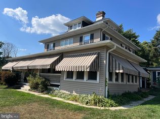 17 Maple St, Mount Wolf, PA 17347