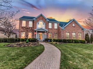 1027 Star Valley Ct, Dayton, OH 45458
