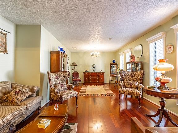 5th image of 3021 Palo Duro Dr