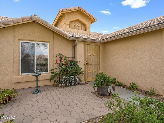 2nd image of 851 S Smokey Mountains Rd