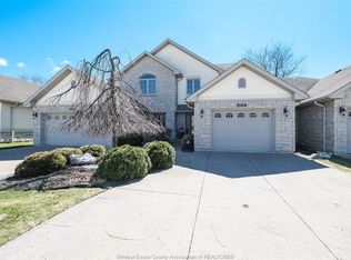 205 Whisper Creek Cir, Lakeshore, ON
