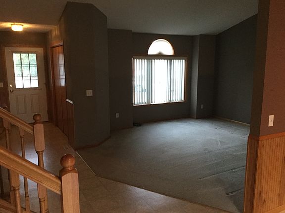 4th image of 104 Shetland Ct SE
