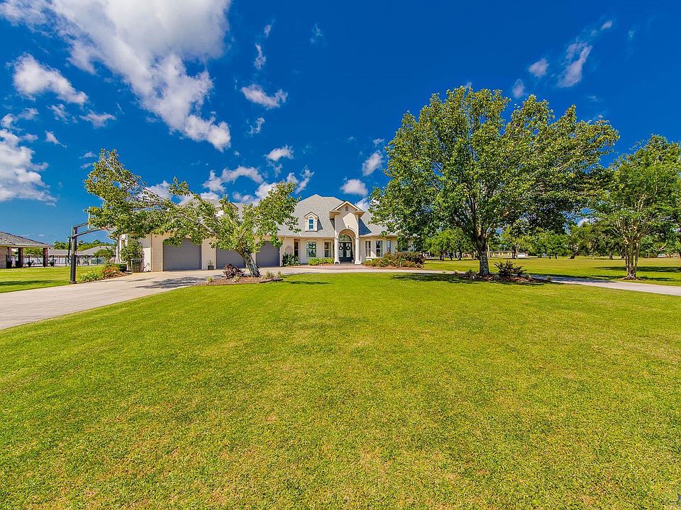 407 Myrtle Grove Dr, Houma, LA 70360 Zillow