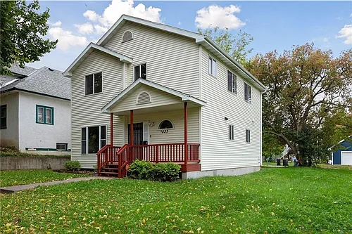 1427 Morgan Ave N Photo 1