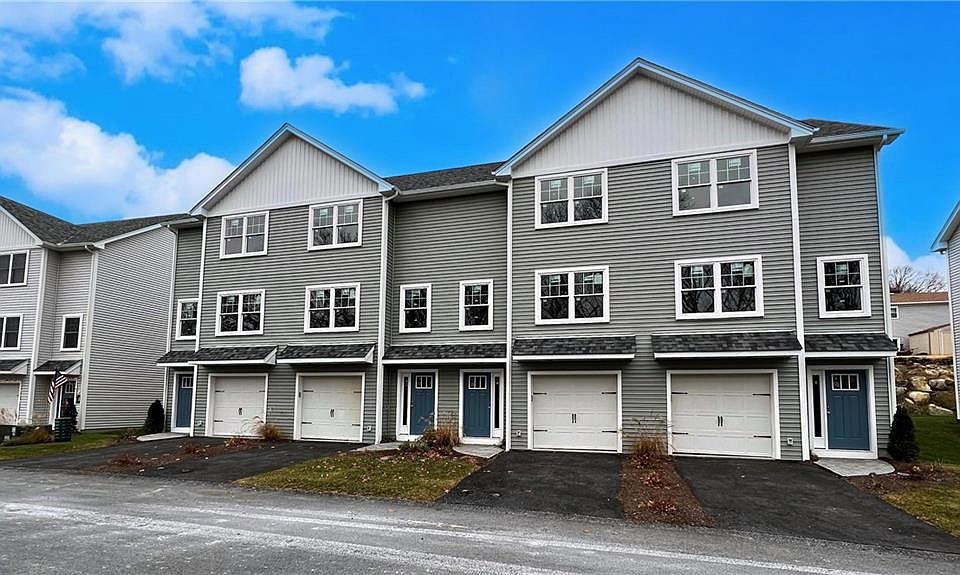 1st image of 83 Pulaski St #7