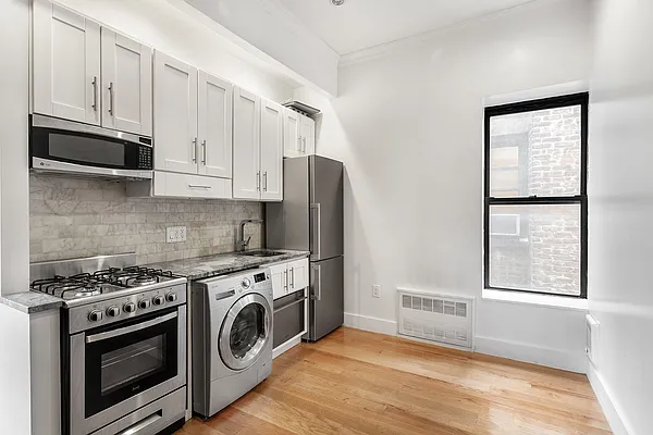 Rented by Compass | media 4