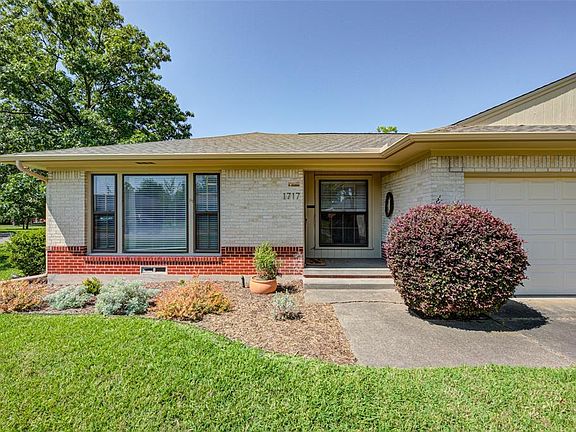 2nd image of 1717 Morningside Dr