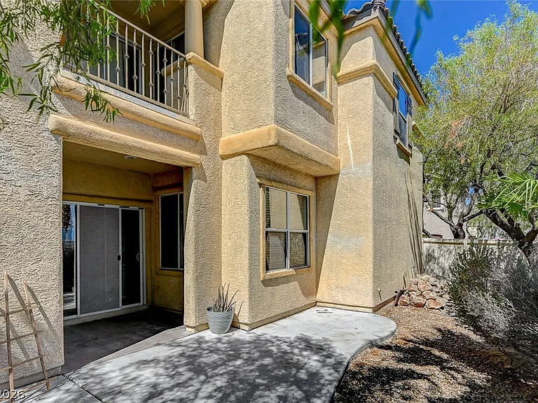 6600 Biltmore Garden St — Photo 42