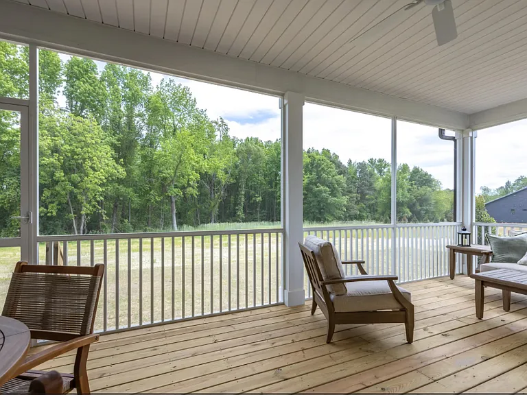 128 Harvester Rd — Photo 15