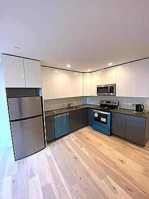 1st image of 31-25 Newtown Ave #2A