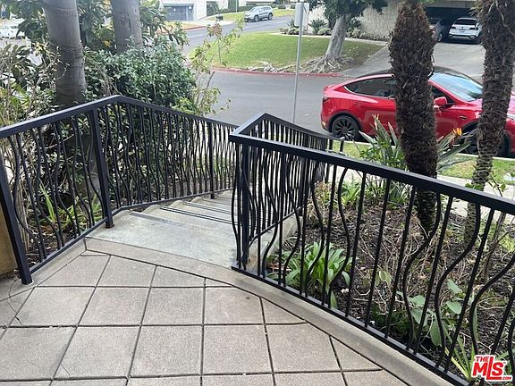 4th image of 3401 S Bentley Ave APT 207