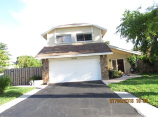 10202 NW 32nd St, Sunrise, FL 33351