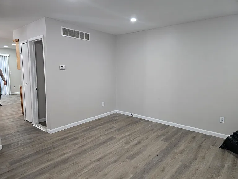 38177 Jamestown Dr — Photo 6