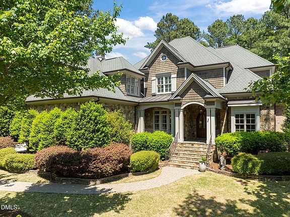 2nd image of 1112 Ladowick Ln