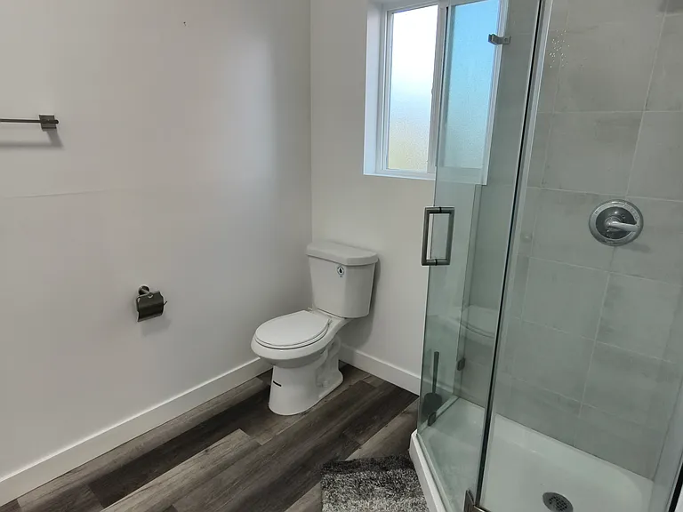 1280 W 37th Pl #B2B3 — Photo 32
