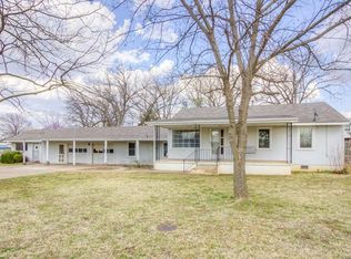 332 NE Rockwood Ave, Bartlesville, OK 74006