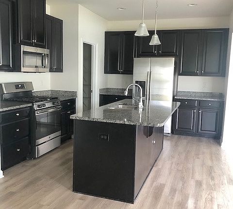 3rd image of 309 Michael Selby Dr
