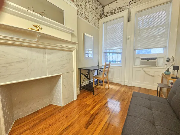 271 West 90th Street image 1 of 9