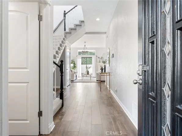 29621 Windsong Ln, Agoura Hills, CA 91301