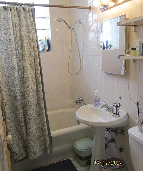 3711 N Hoyne Ave #3 — Photo 4