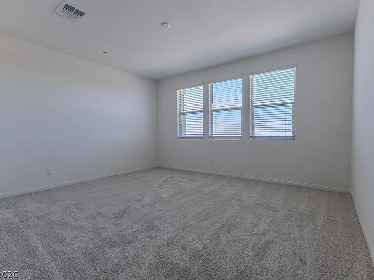 100 Hornbeck Ln — Photo 7