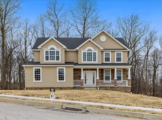 1101 Brian Ln, Hanover, PA 17331