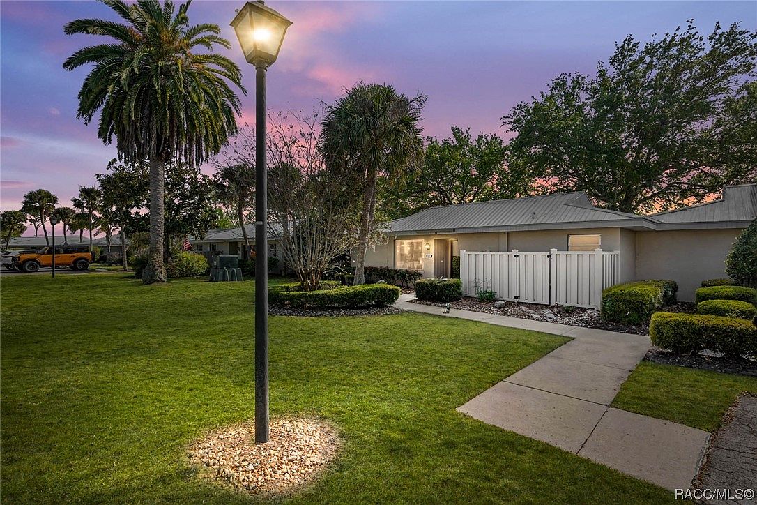 11598 W Bayshore Dr, Crystal River, FL 34429 Zillow