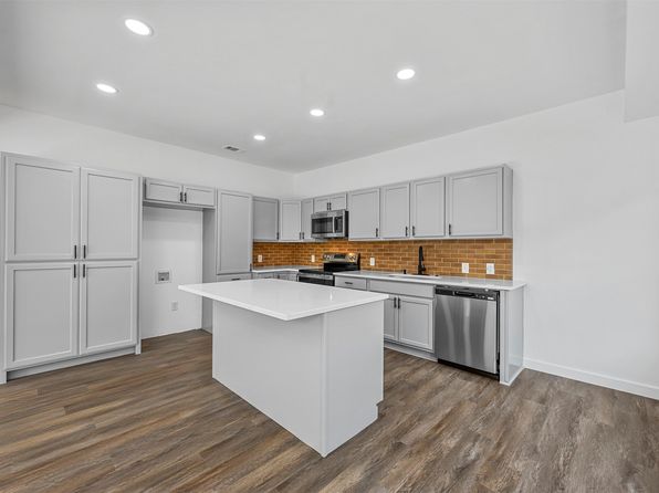 Additional property image - 613 S Montreal Ave, Dallas, TX 75208