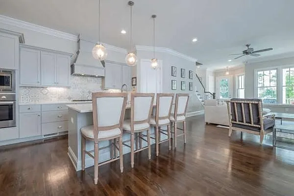 5050 Nelson Dr — Photo 3