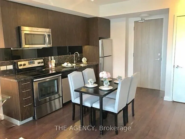 390 Cherry St #803 — Photo 2