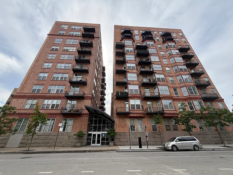 500 S Clinton St #224 — Photo 41