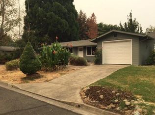 1602 SW Heather Dr, Grants Pass, OR 97526