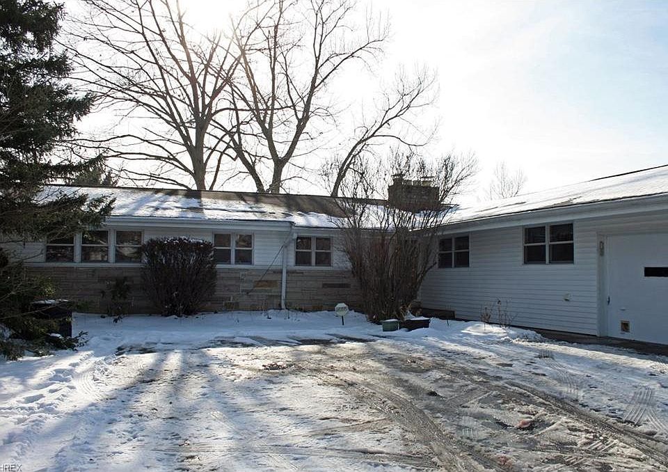 1st image of 6 Grover Ct