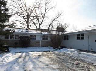6 Grover Ct, Grafton, OH 44044