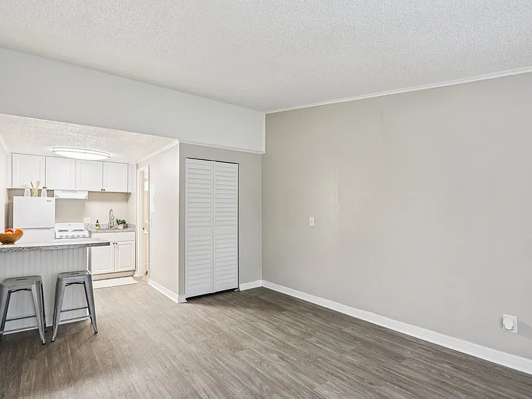 Summer Glen ~ Boutique Cottage Style Living Meets Hassle Free Leasing — Photo 11