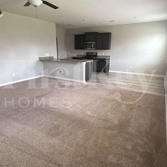 26716 Frost Dr — Photo 3