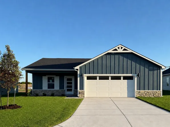 2896 S Maize Rd, Wichita, KS 67215