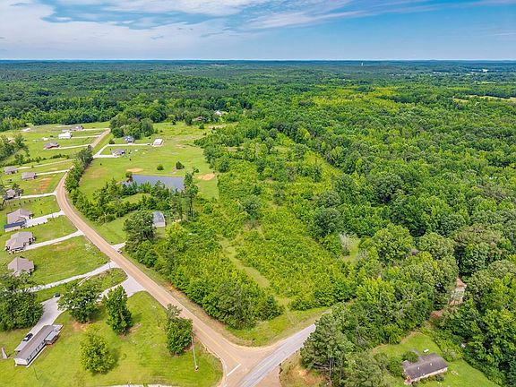 4th image of 747 County Road 445