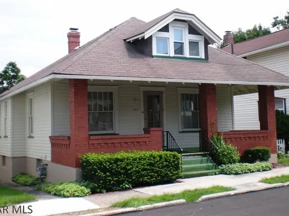 221 Walnut Ave, Altoona, PA 16601
