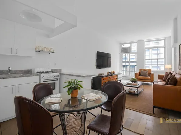 88 Fulton Street 319 image 1 of 10