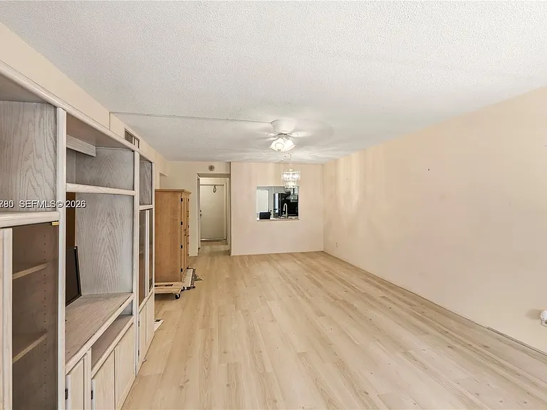 4025 N Federal Hwy #226C — Photo 12