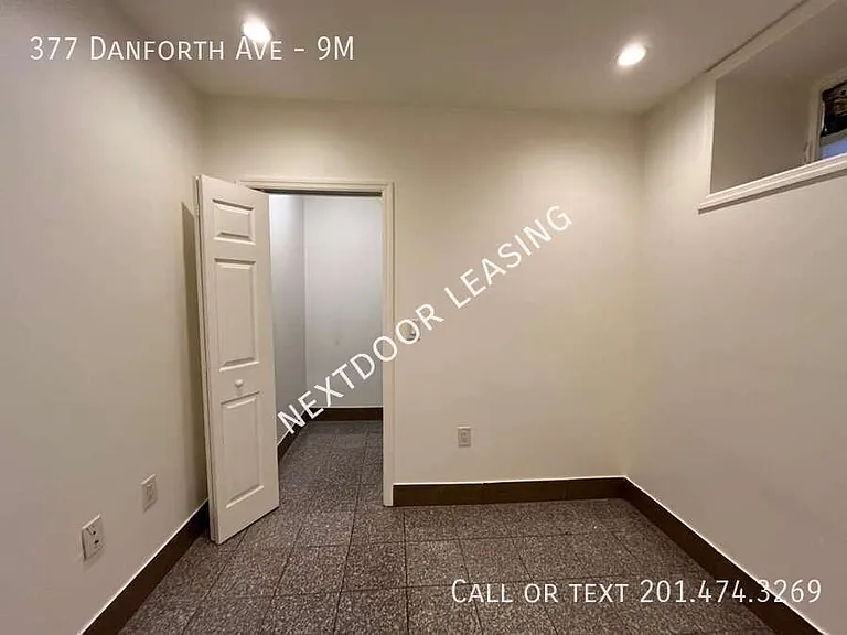 377 Danforth Ave #9M — Photo 7