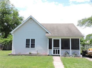 405 S 4th St, Odessa, MO 64076