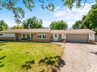 4501 E Kuhn Rd #1, Richmond, IL 60071