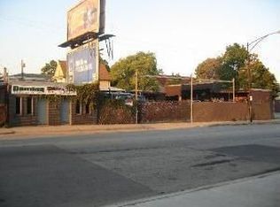 4248 W Montrose Ave, Chicago, IL 60641