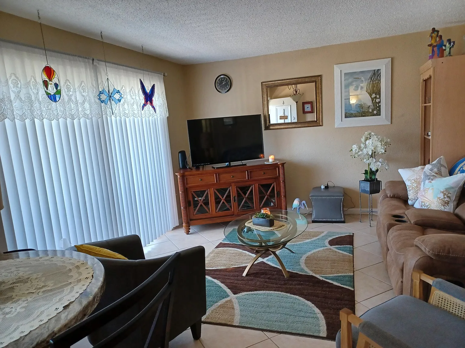 2 bed, 1.0 bath, 750 sqft, $2,000 — Photo 4