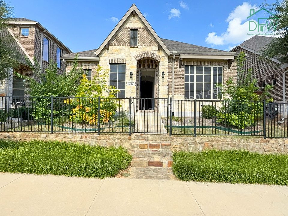 1st image of 302 Julia Ln