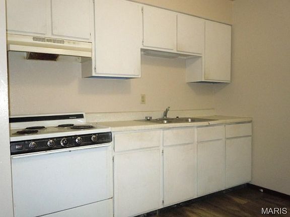 3rd image of 309 Anthony Dr