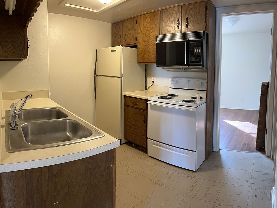 2nd image of 401 N Jenkins St #11287091